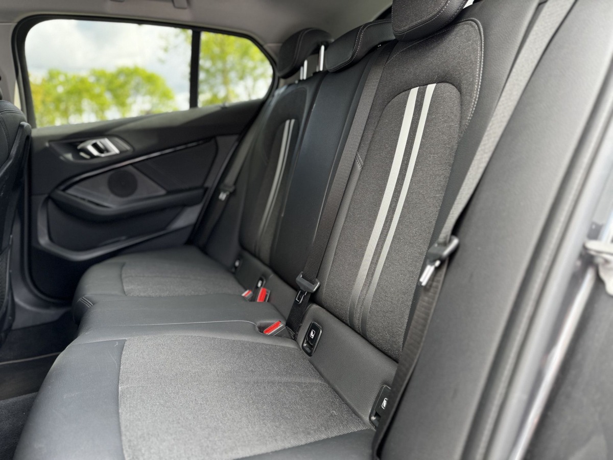 BMW 1-serie 118i High Executive Automaat