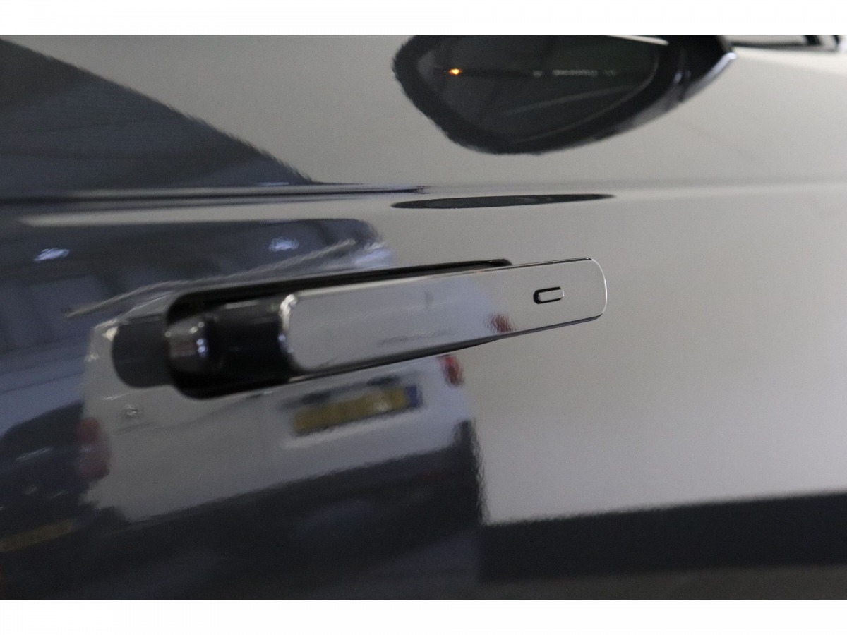 Land Rover Range Rover Sport 3.0 P550e Autobiography