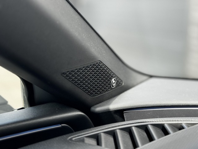 SEAT Leon Sportstourer 1.5 eTSI 150PK FR Business Intense Automaat