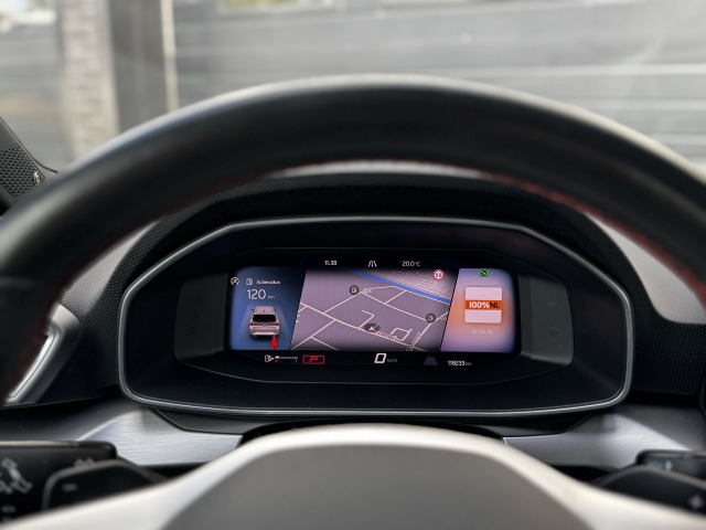 SEAT Leon Sportstourer 1.5 eTSI 150PK FR Business Intense Automaat