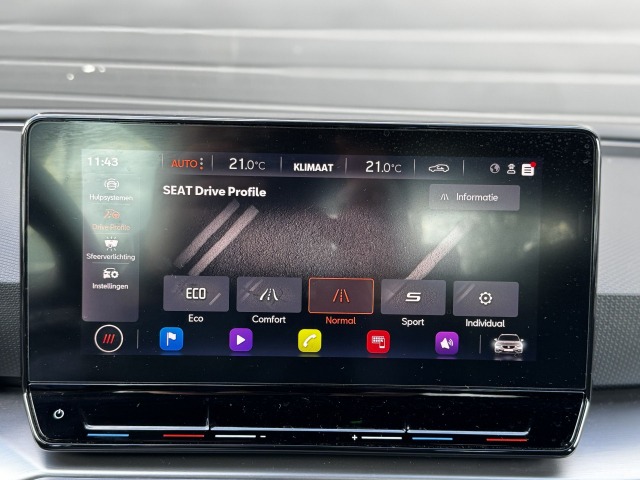 SEAT Leon Sportstourer 1.5 eTSI 150PK FR Business Intense Automaat
